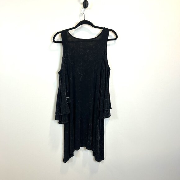 NWT Torrid 2 2X Super Soft Scoop Neck Strappy Cold Shoulder Sharkbite Hem Top - Picture 9 of 11